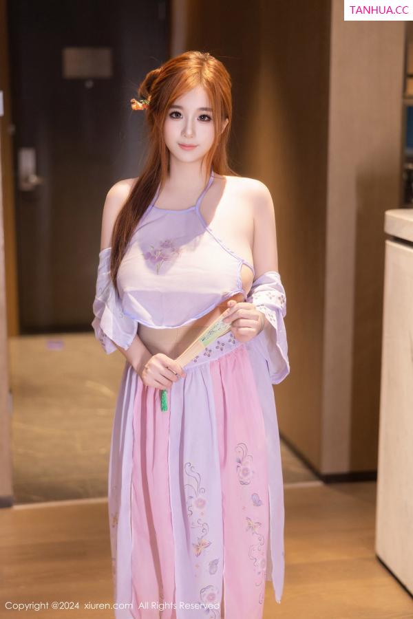 [XiuRen]高清写真图 2024.09.19 No.9178 小肉肉咪 丝袜美腿
